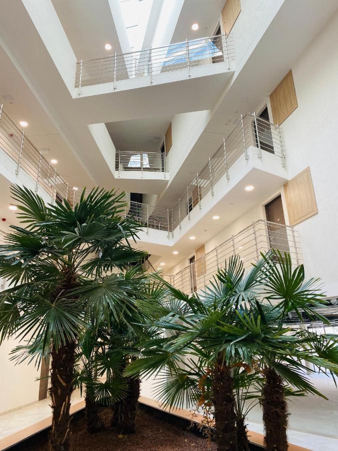 Lilie Appartement In Heviz Mit Tiefgarage, New And Modern Exterior foto